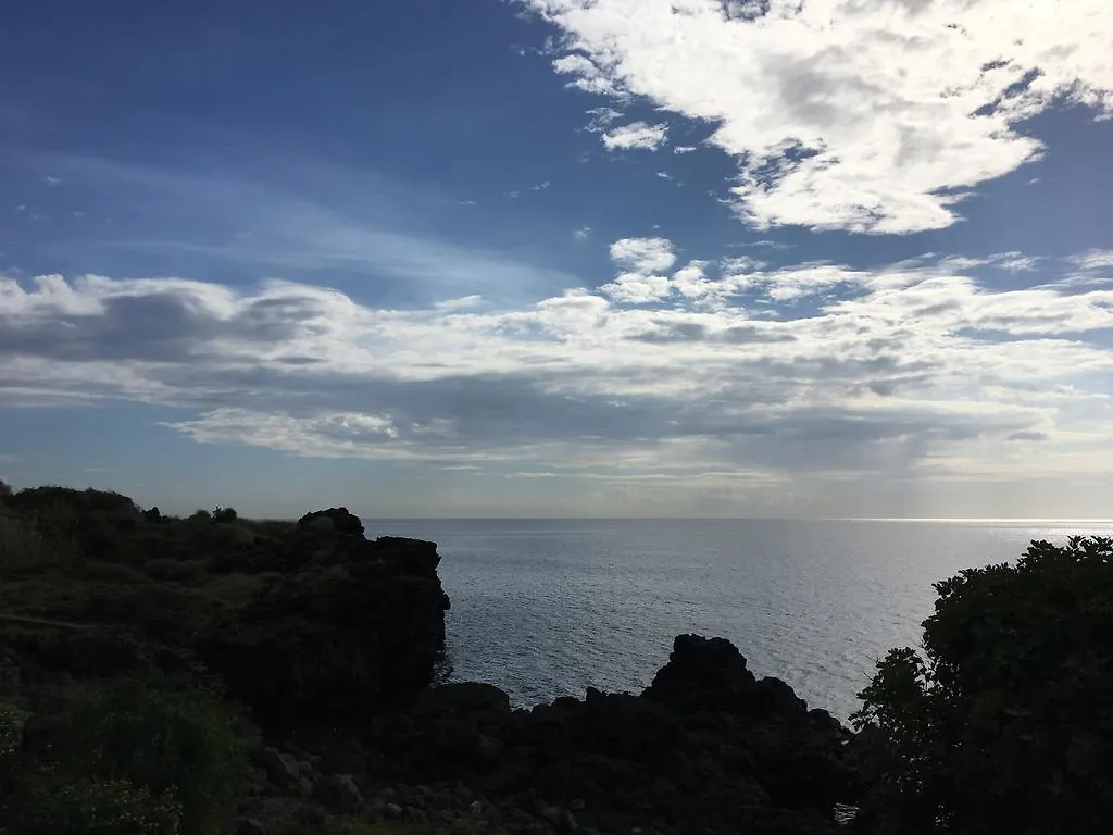 Apartment Ferienwohnung Terrazza Pavone Aci Castello Italien
